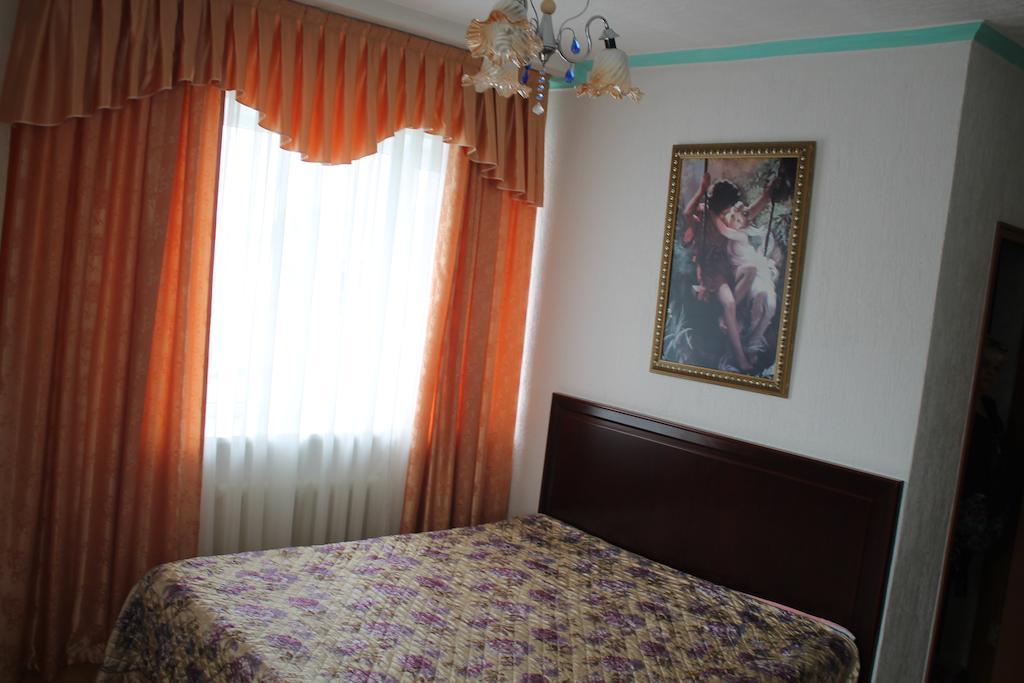 Green Hotel Алма Ата Стая снимка